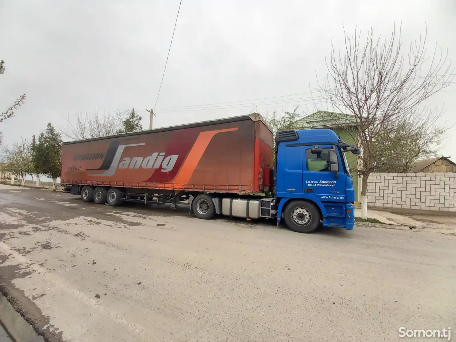 Бортовой автомобиль Mercedes-Benz Actros, 2010-11