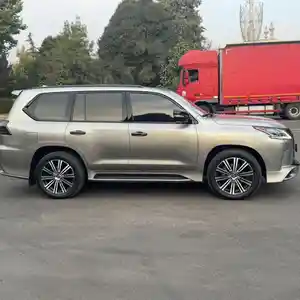 Lexus LX series, 2018