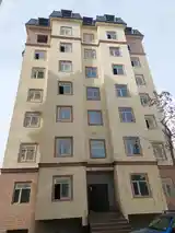 2-комн. квартира, 1 этаж, 61 м², 1 мкр-6