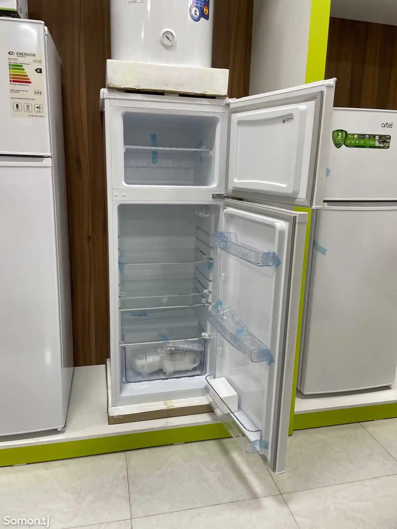 Холодильник Artel 276-2