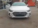 Hyundai Elantra, 2017-13