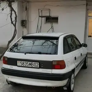 Opel Astra F, 1992