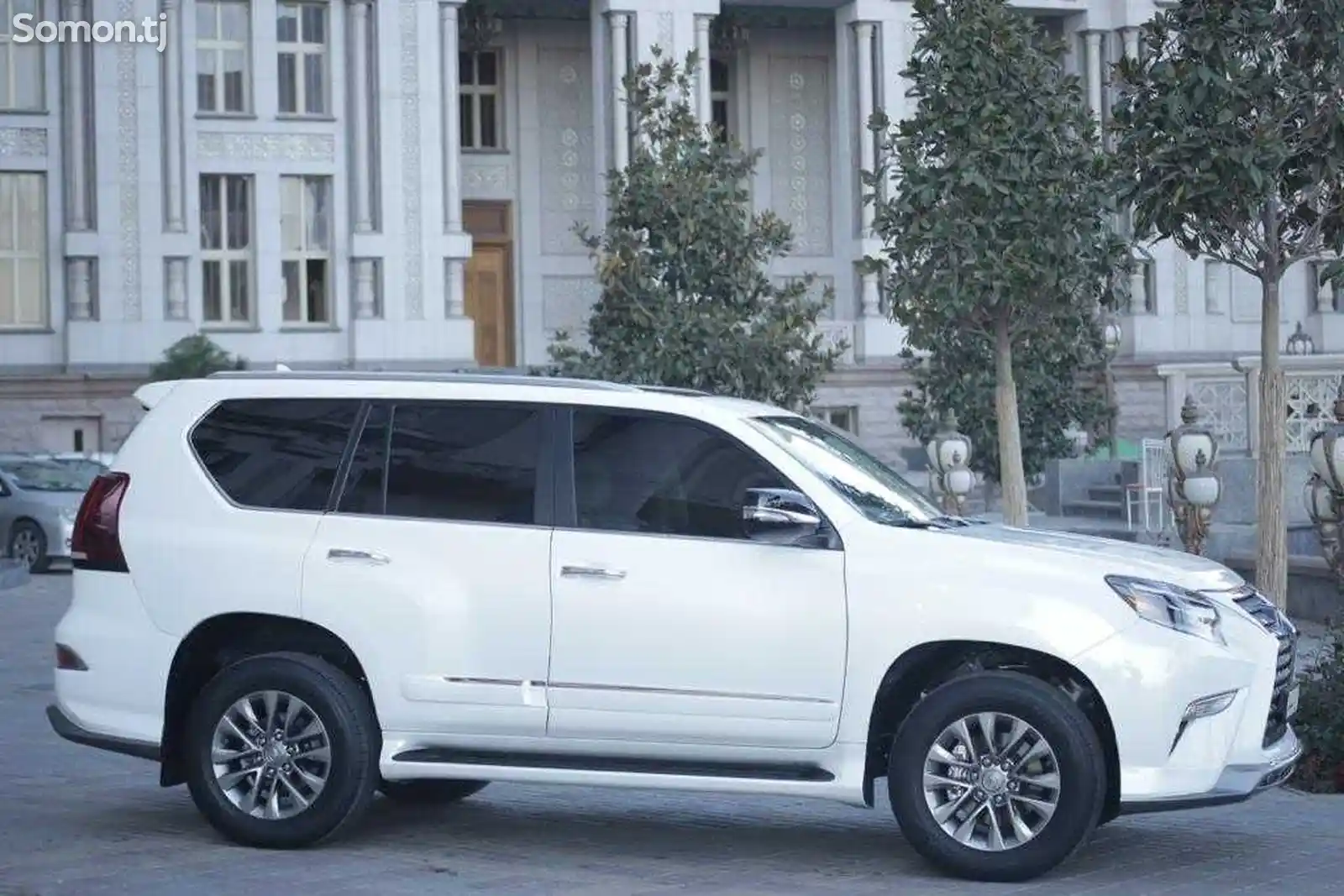 Lexus GX series, 2015-10