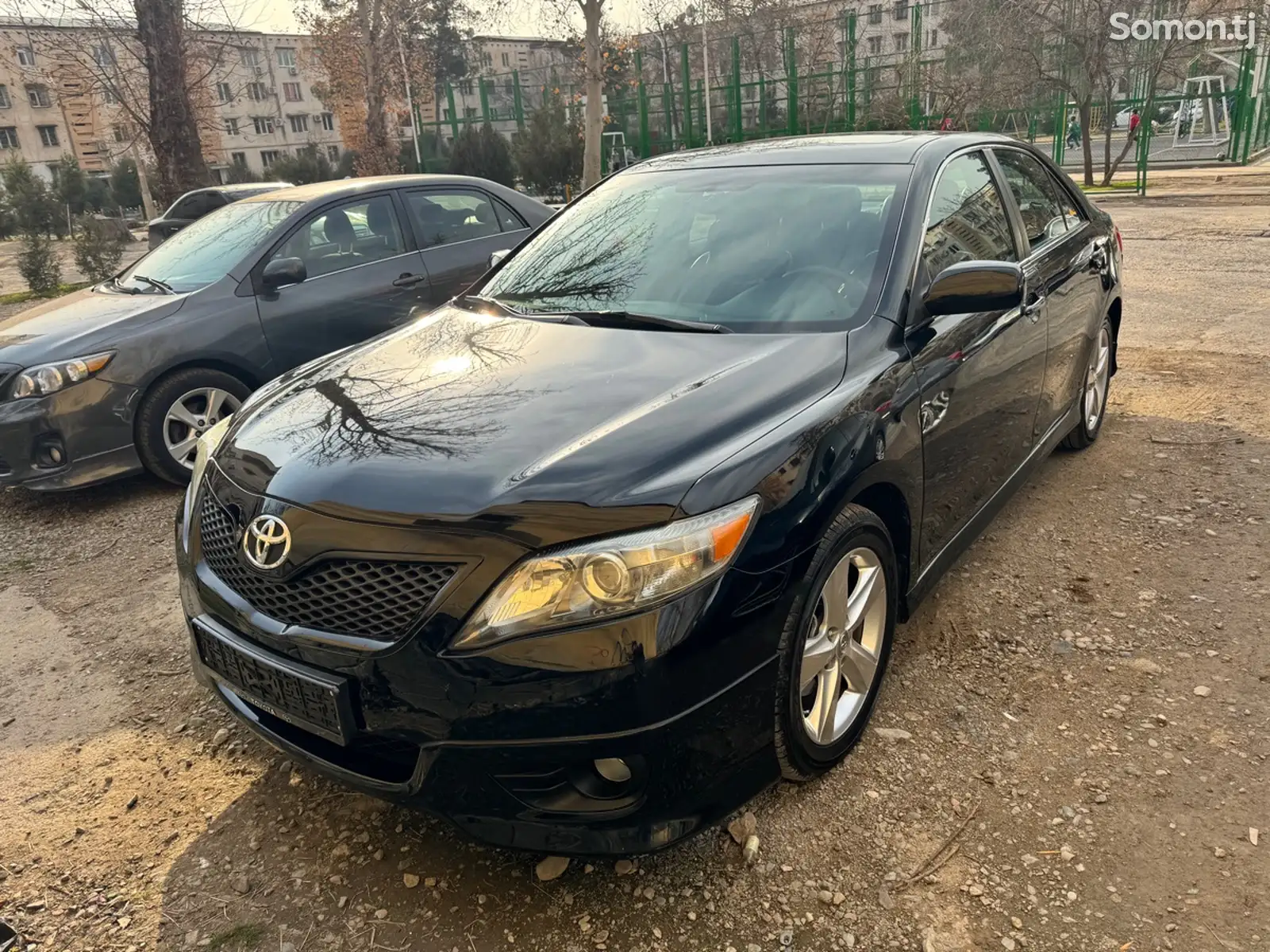 Toyota Camry, 2010-1