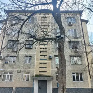 3-комн. квартира, 5 этаж, 63 м², Фирдавси