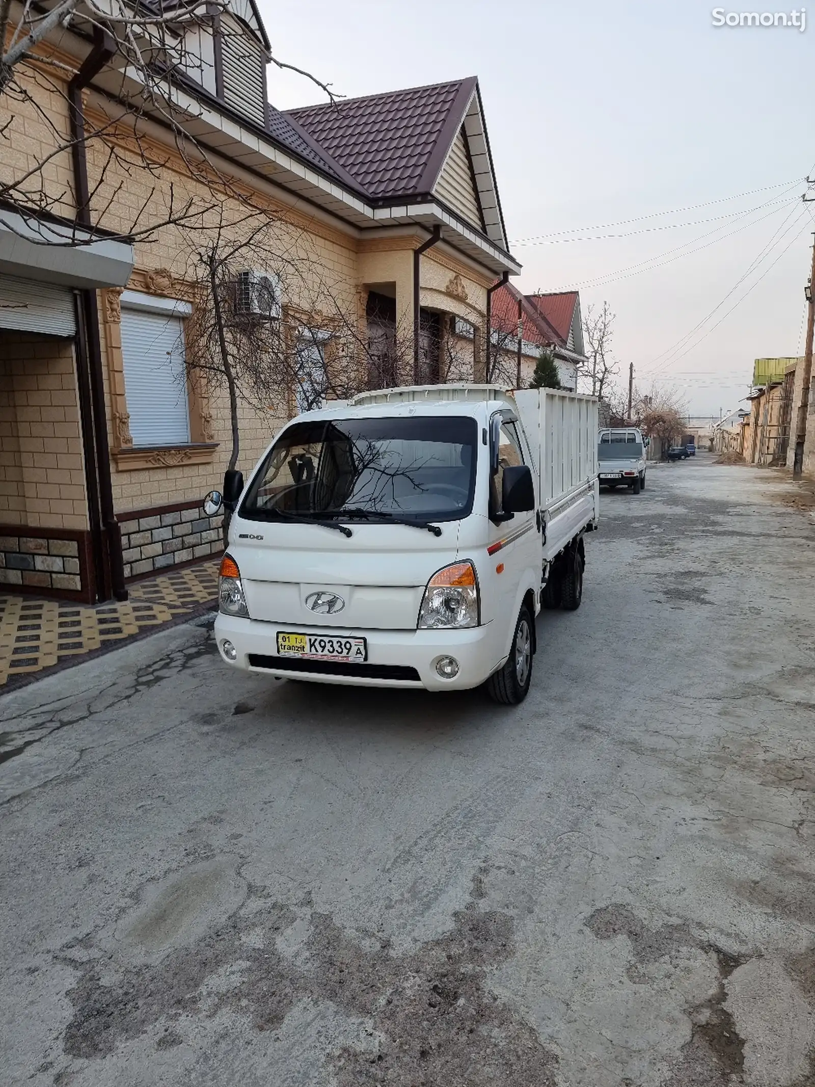 Бортовой автомобиль Hyundai Porter 2 ,2013-1