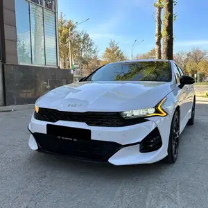 Kia Optima, 2022