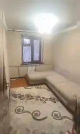 3-комн. квартира, 5 этаж, 70м², 102 мкр-13