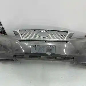 Передний бампер на Lexus Rx 450 2010