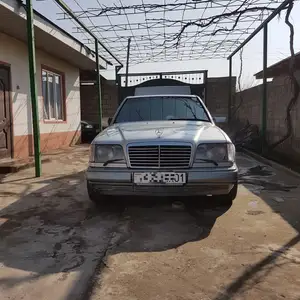 Mercedes-Benz W124, 1995