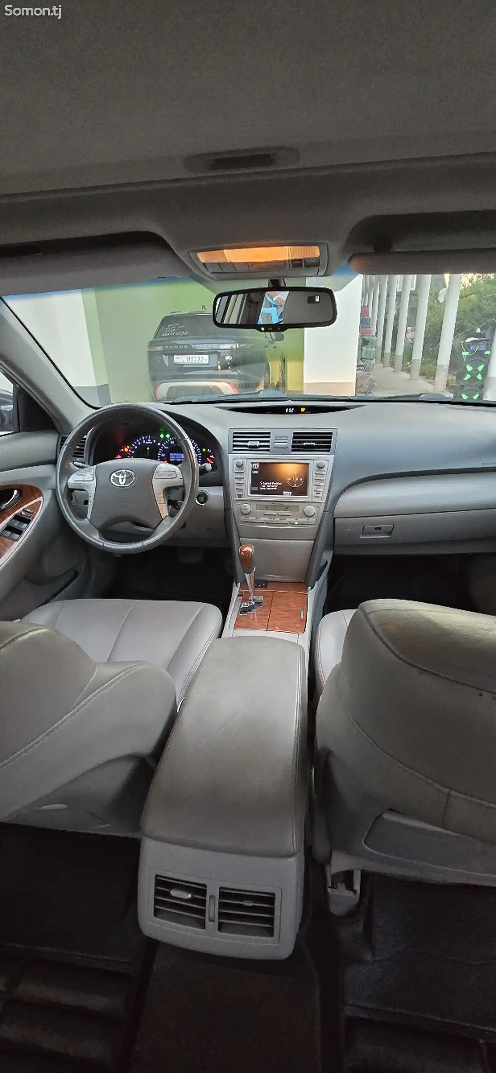 Toyota Camry, 2010-7