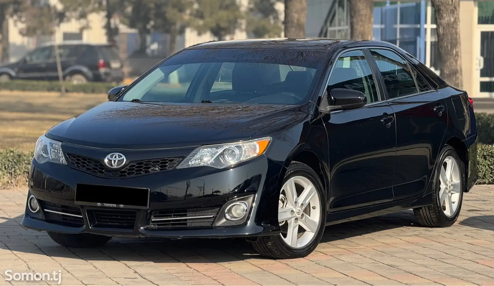 Toyota Camry, 2013-1