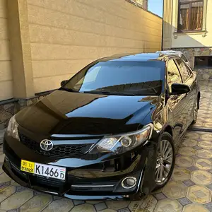 Toyota Camry, 2013