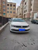 Volkswagen Jetta, 2015-4