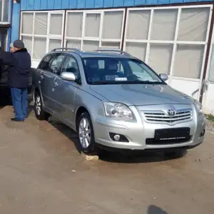 Toyota Avensis, 2006