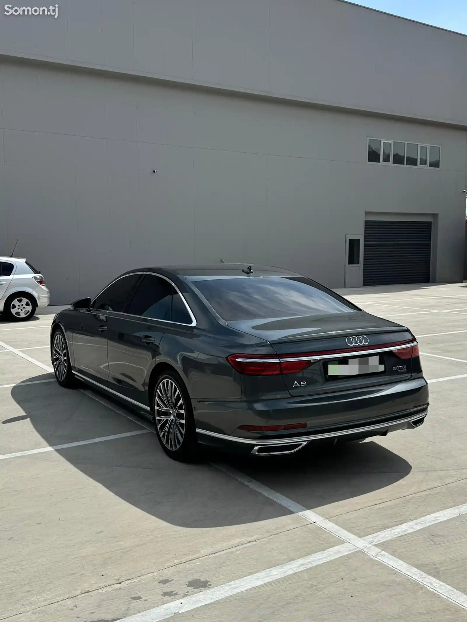 Audi A8, 2020-5