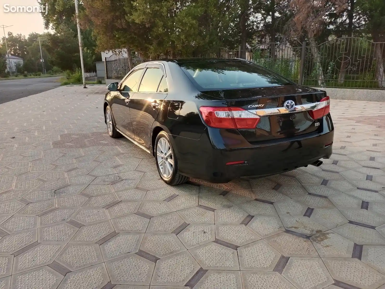 Toyota Camry, 2012-6