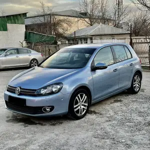 Volkswagen Golf, 2011