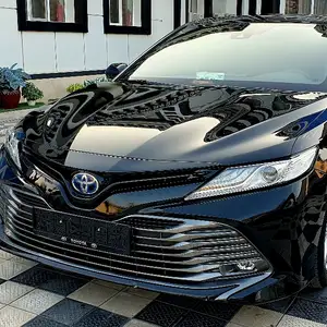 Toyota Camry, 2017