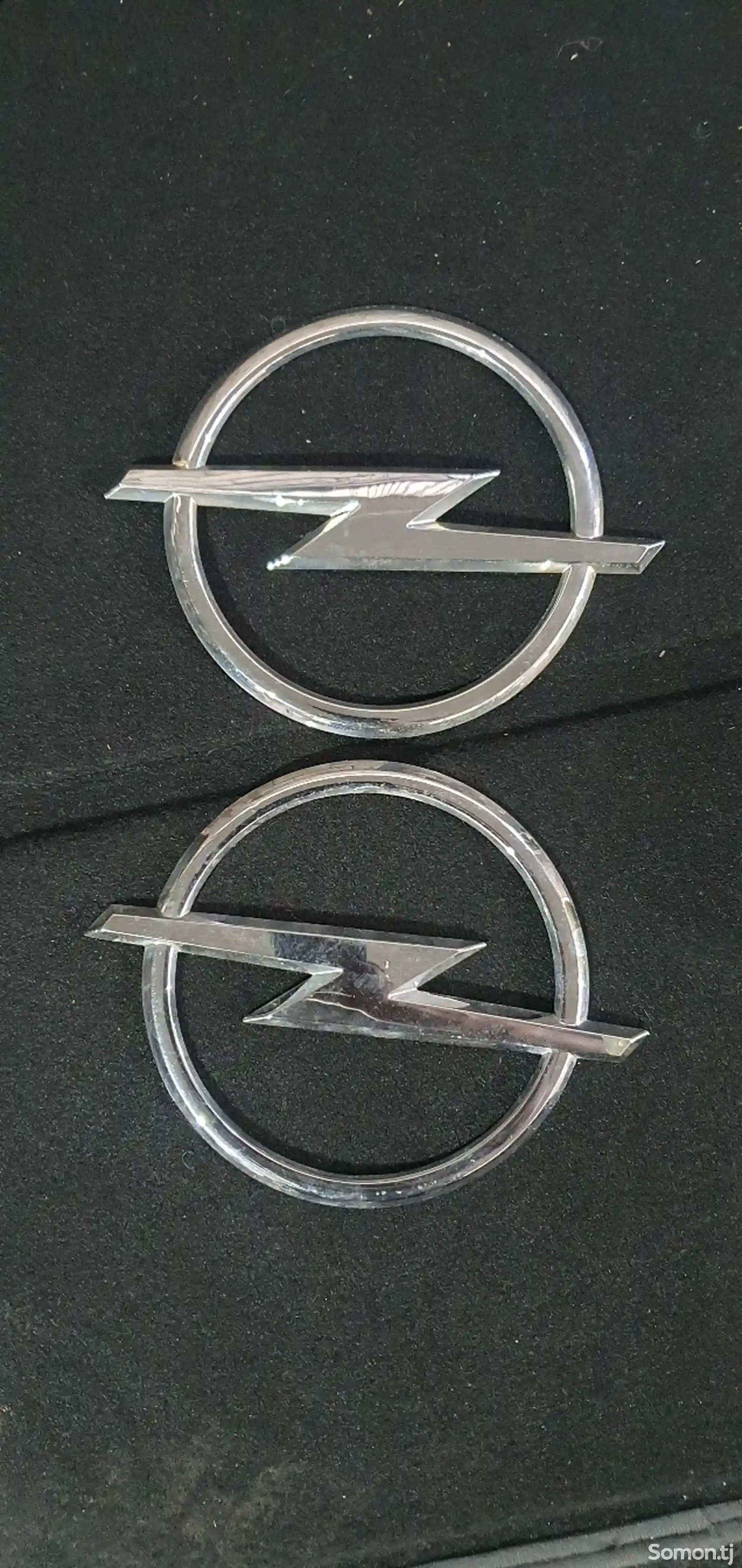 Значок Opel Zafira B-2