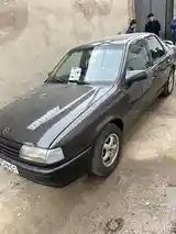 Opel Vectra A, 1992-3