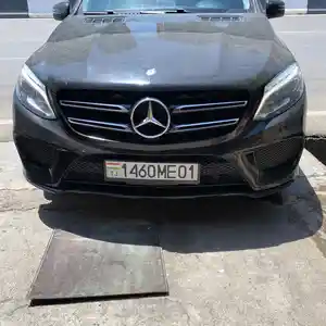 Бампер от Mercedes-Benz