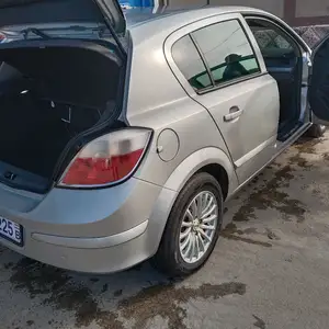 Opel Astra H, 2006