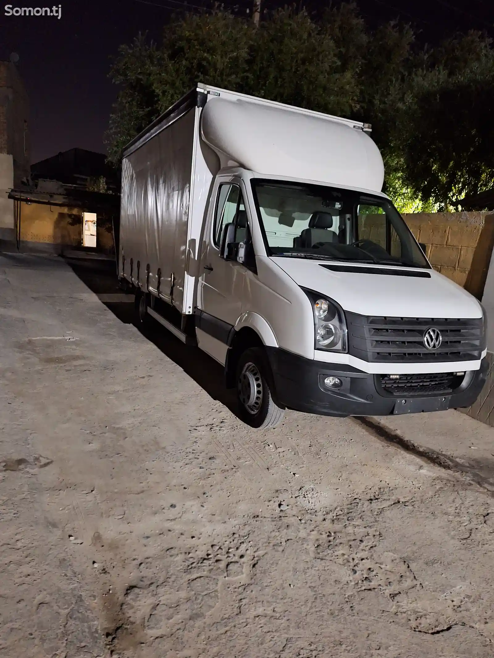 Бортовой автомобиль Volkswagen Crafter, 2014-2