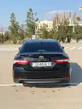 Toyota Camry, 2018-4