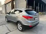 Hyundai Tucson, 2010-4