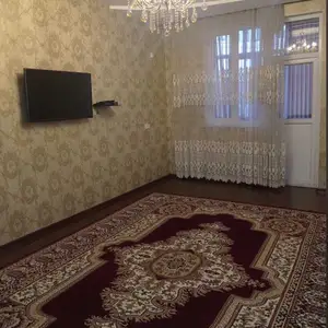 2-комн. квартира, 3 этаж, 65м², Фирдавси