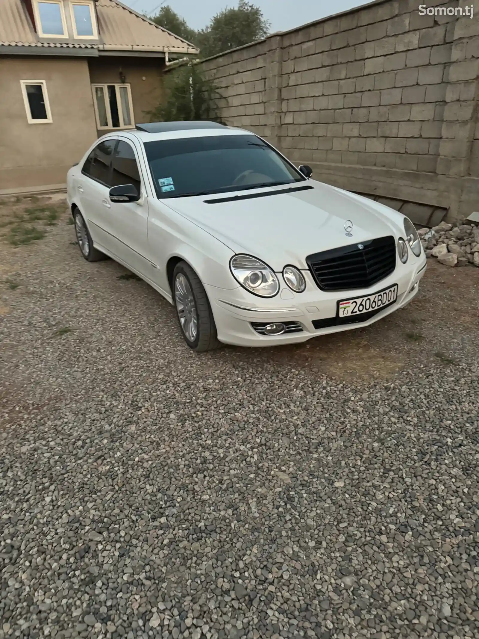 Mercedes-Benz E class, 2008-1