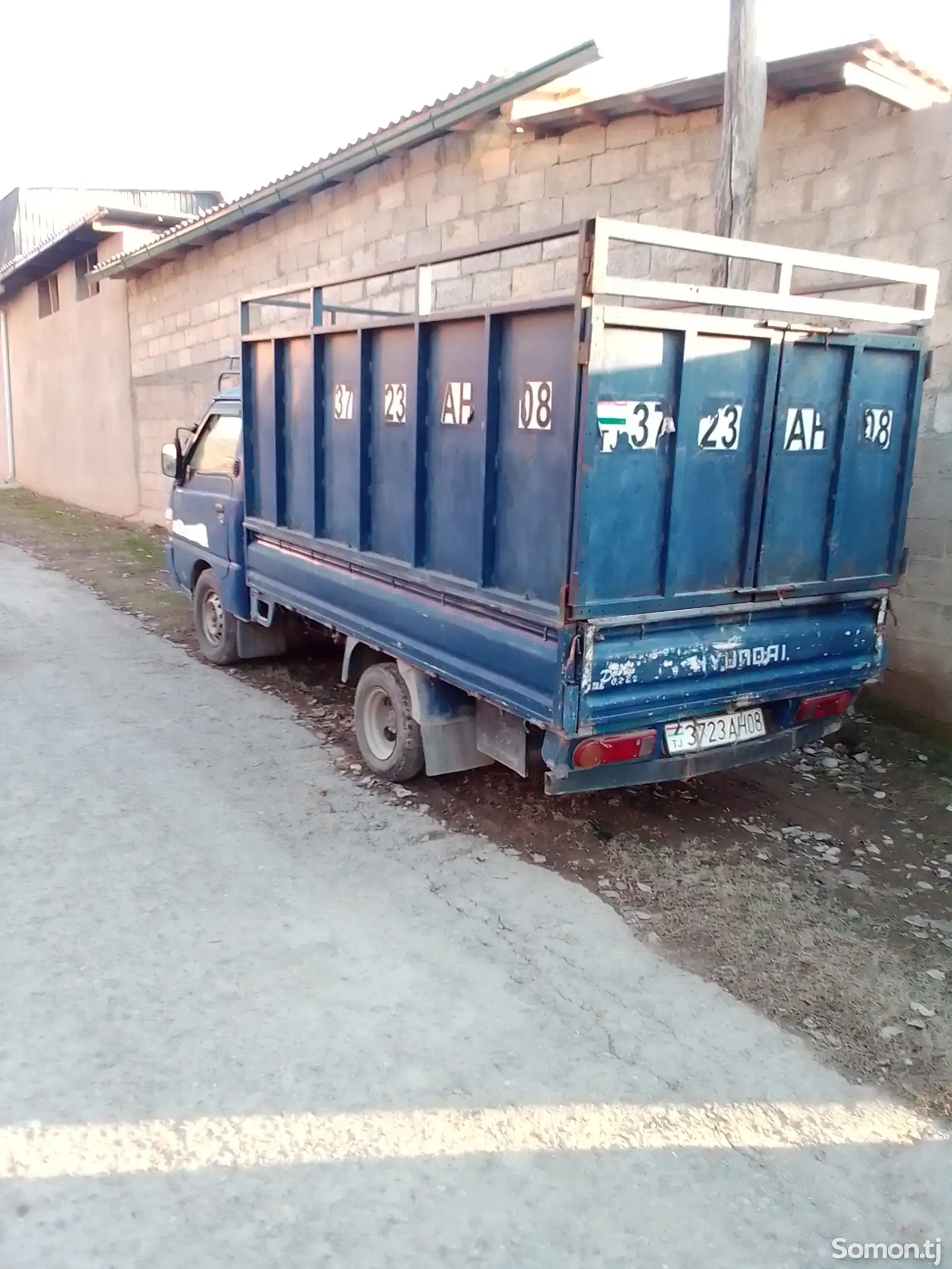 Бортовой автомобиль Hyundai Porter, 2001-1