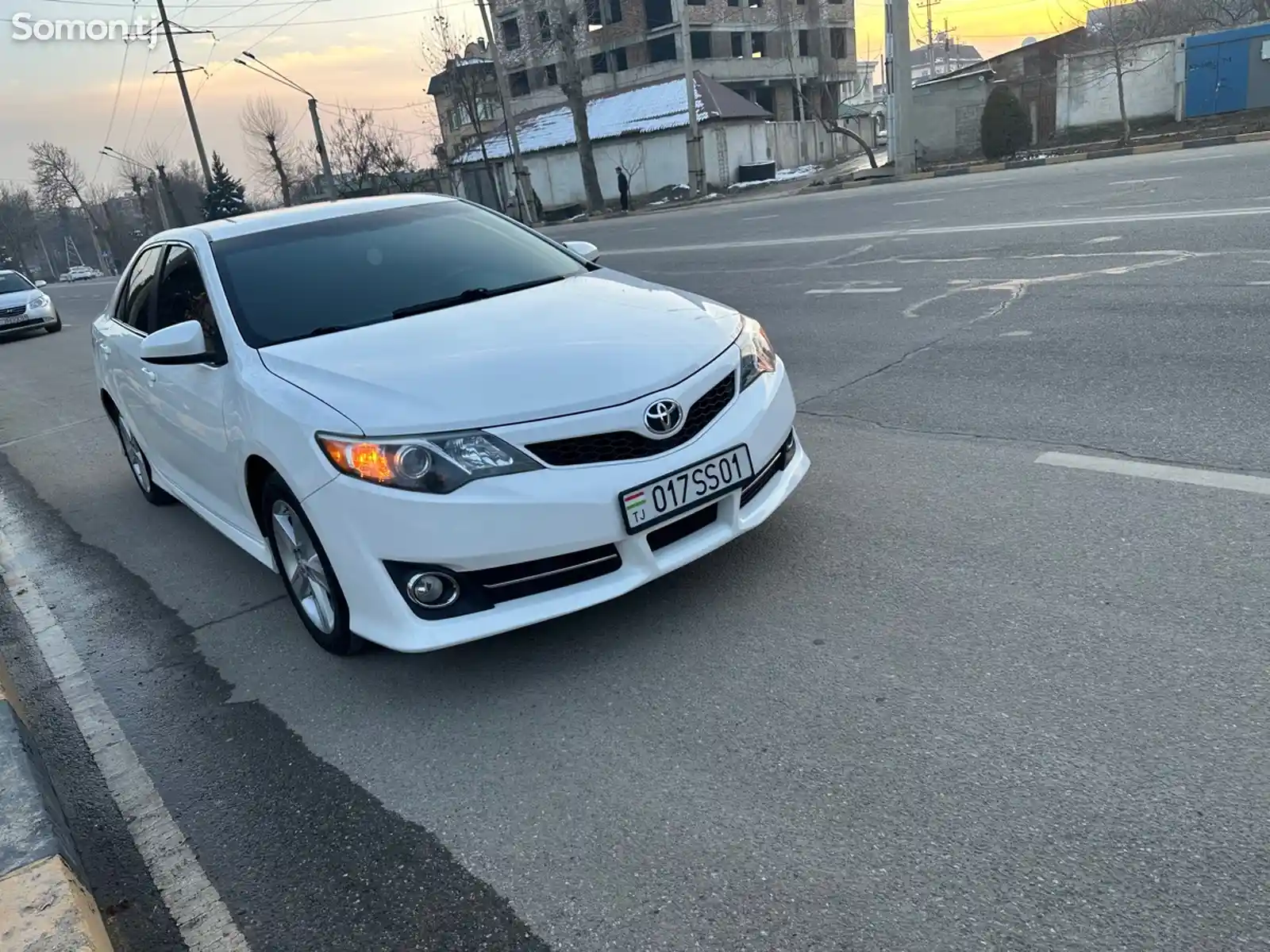 Toyota Camry, 2012-1