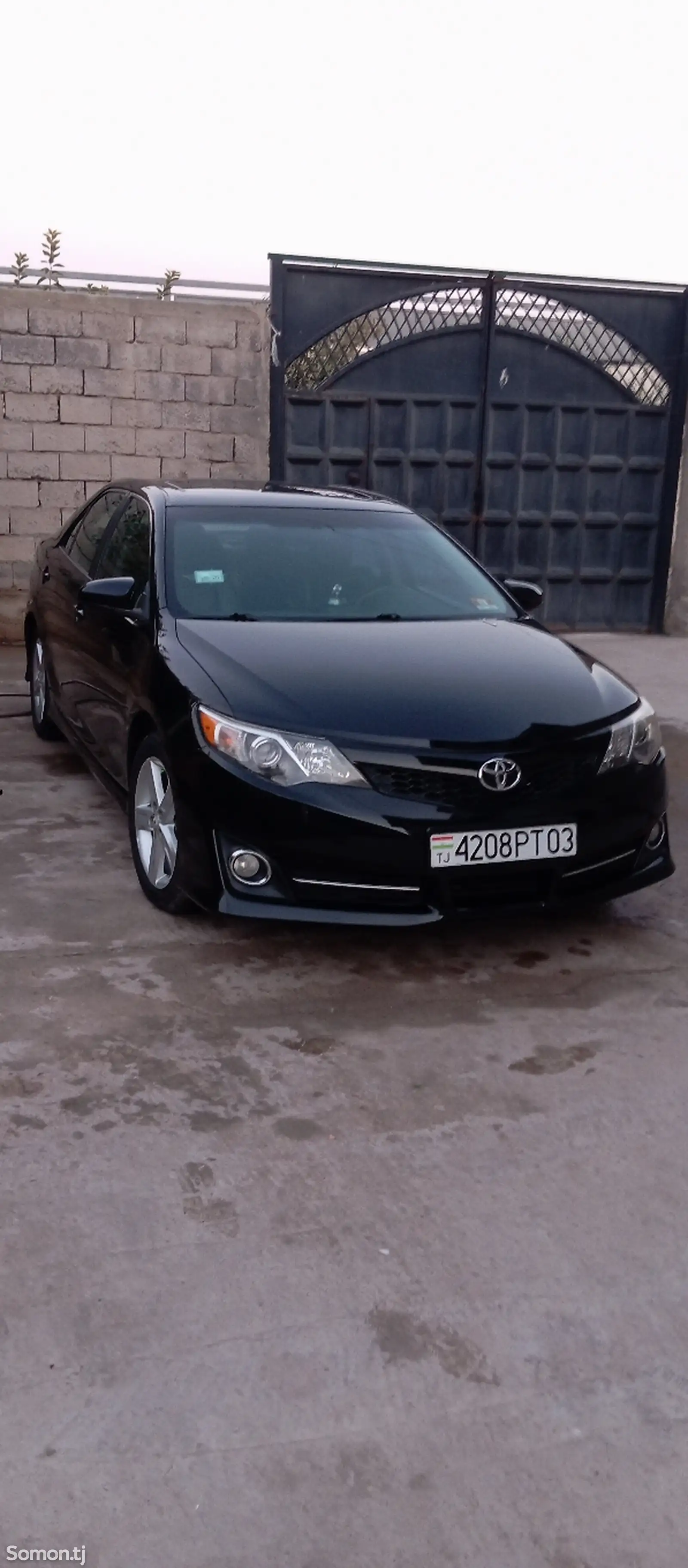 Toyota Camry, 2012-1