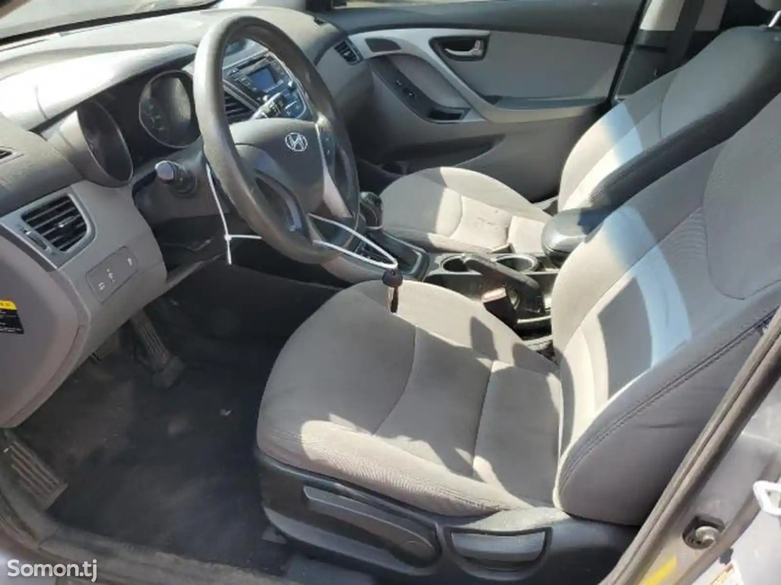 Hyundai Elantra, 2015-7