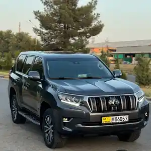 Toyota Land Cruiser Prado, 2023