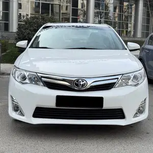 Toyota Camry, 2014