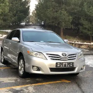 Toyota Camry, 2011