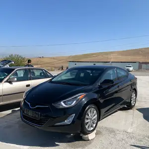 Hyundai Elantra, 2014