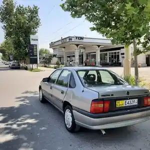 Opel Vectra A, 1993