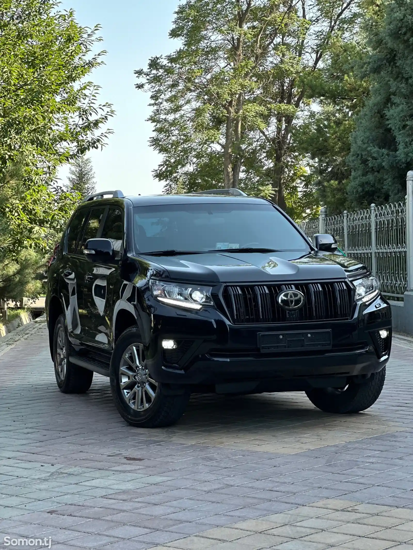 Toyota Land Cruiser Prado, 2020-1