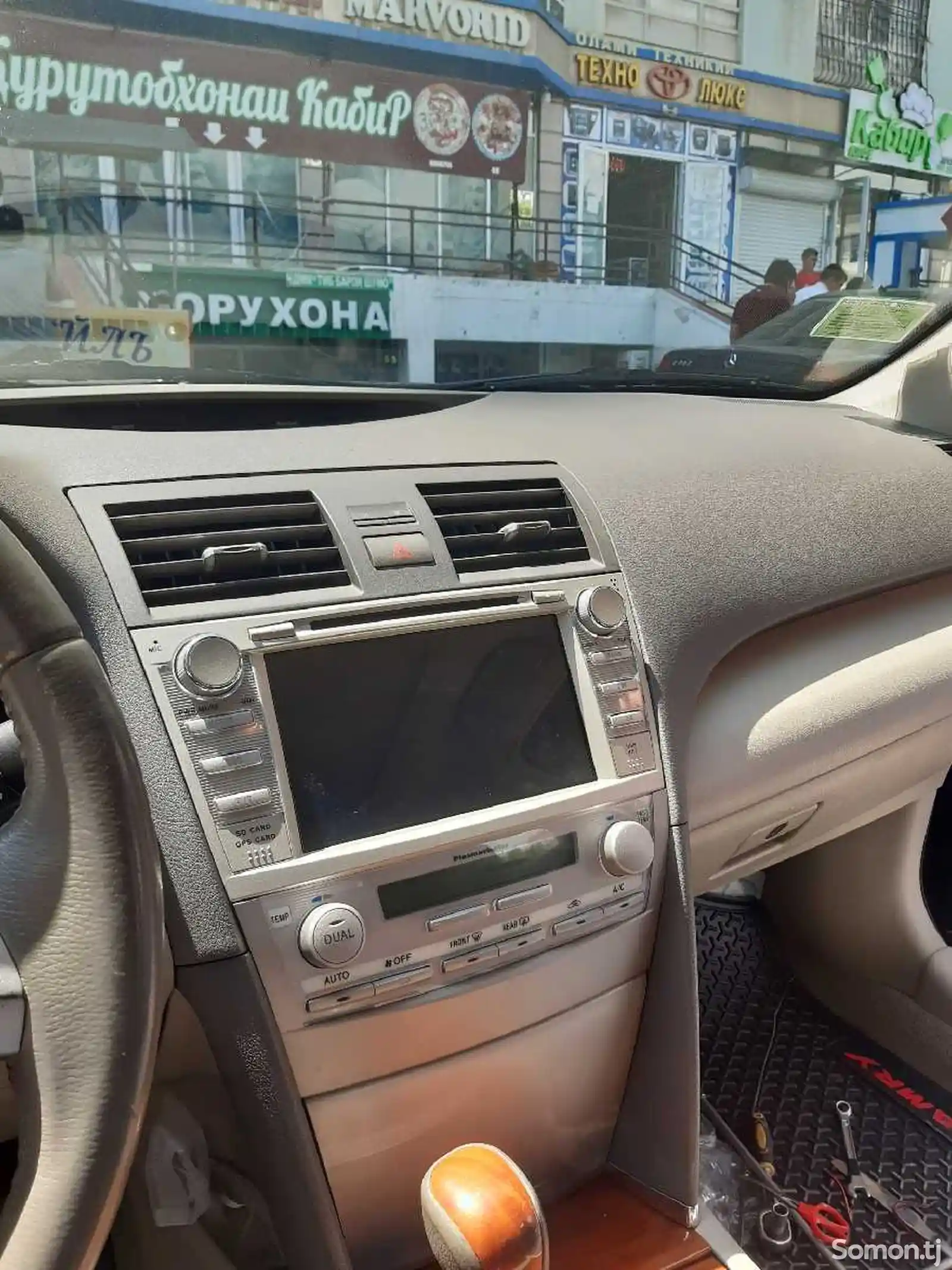 Штатный монитор для Toyota Camry-2