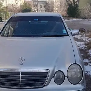 Mercedes-Benz E class, 2002