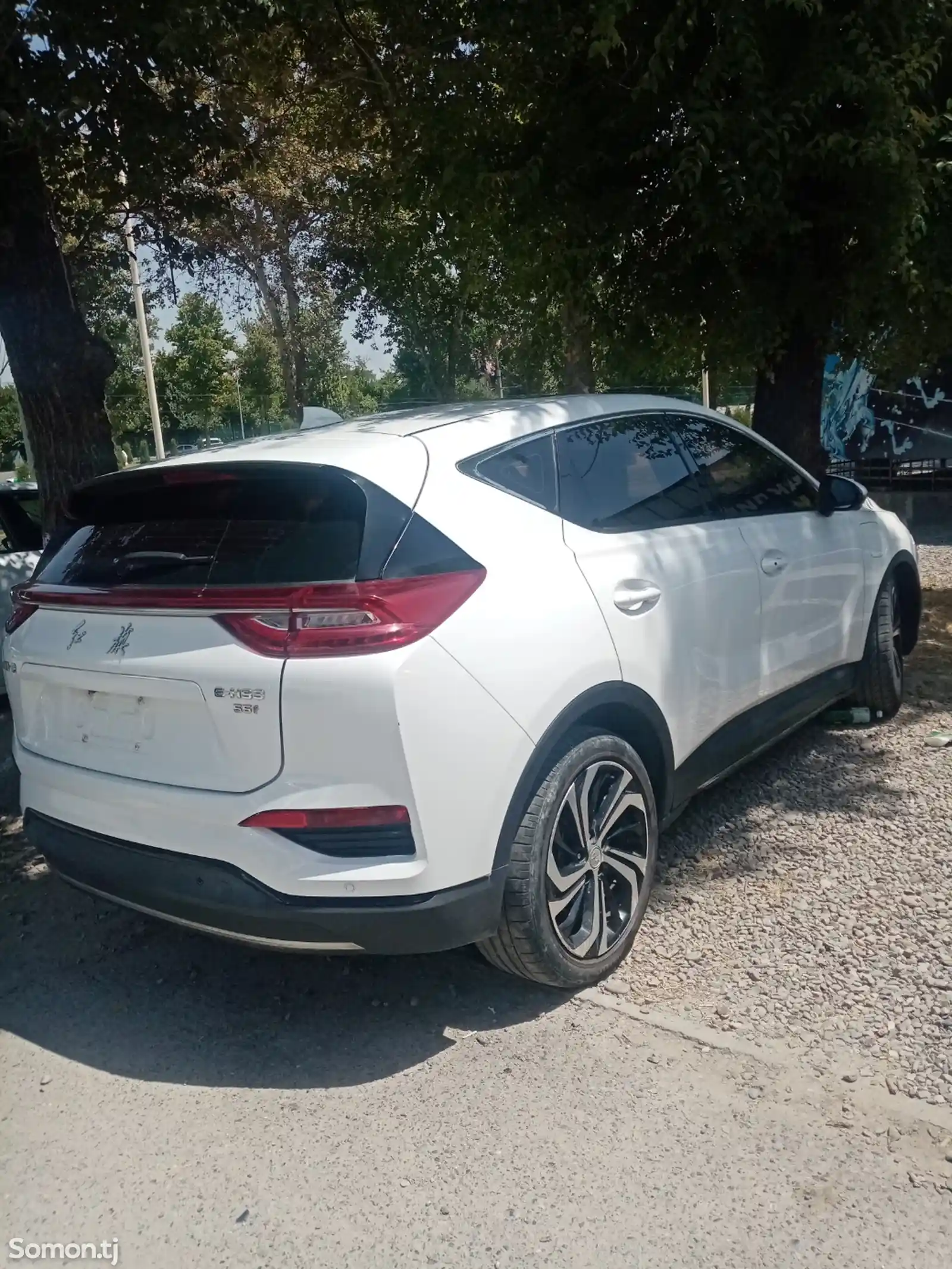 Hongqi E-HS3, 2019-4