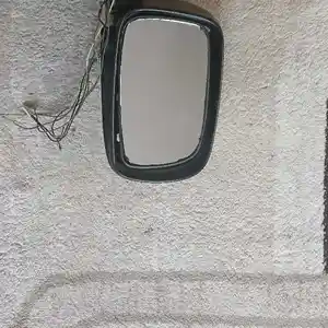Боковое зеркало от Toyota Avensis