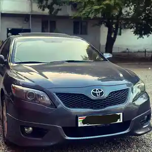 Toyota Camry, 2011