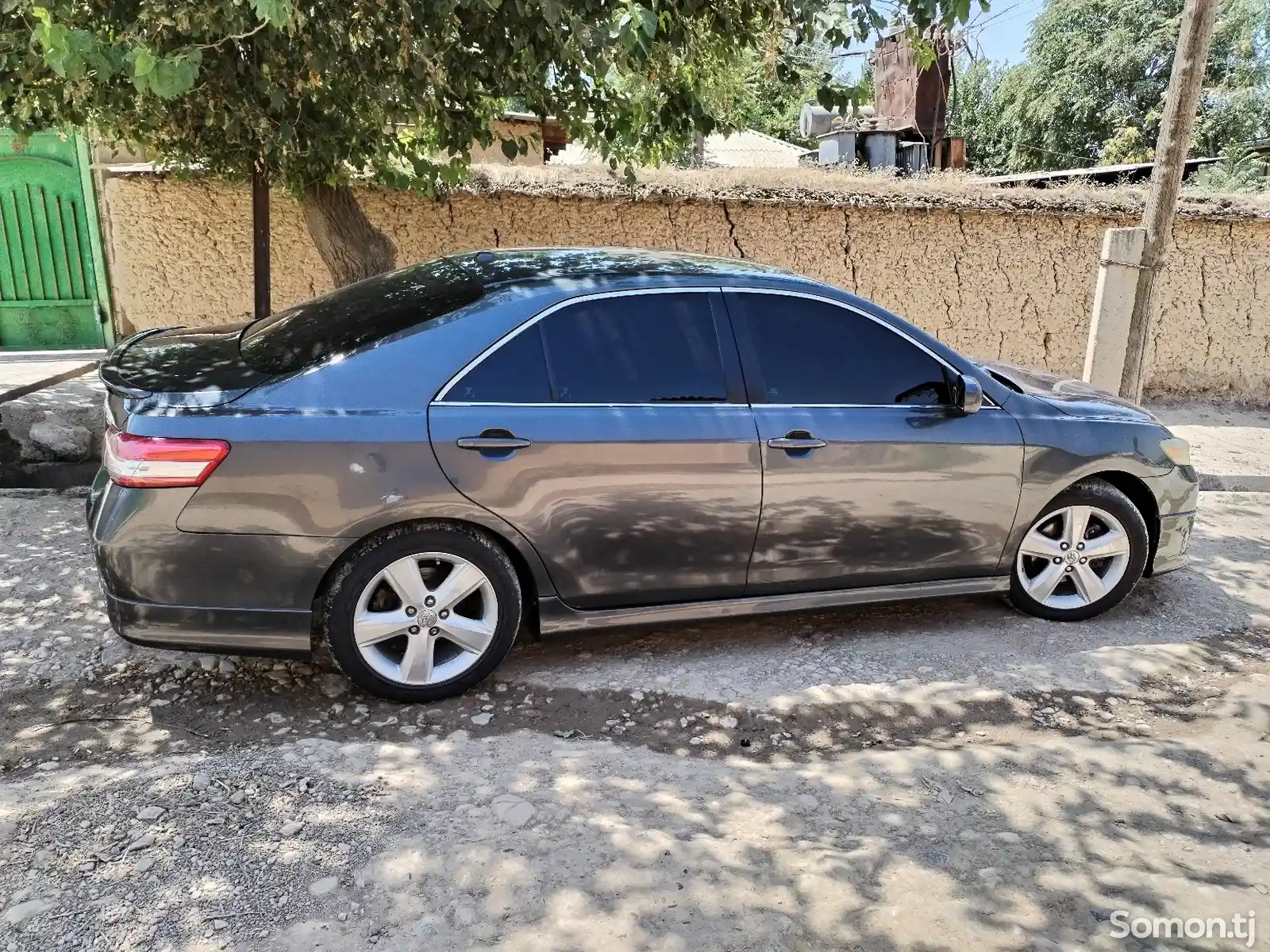 Toyota Camry, 2011-6