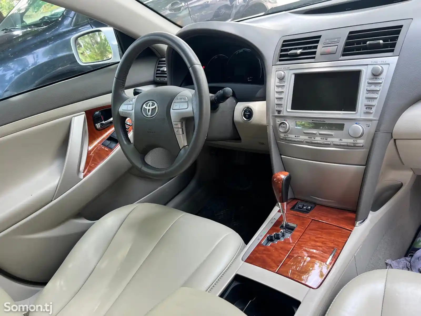 Toyota Camry, 2011-6