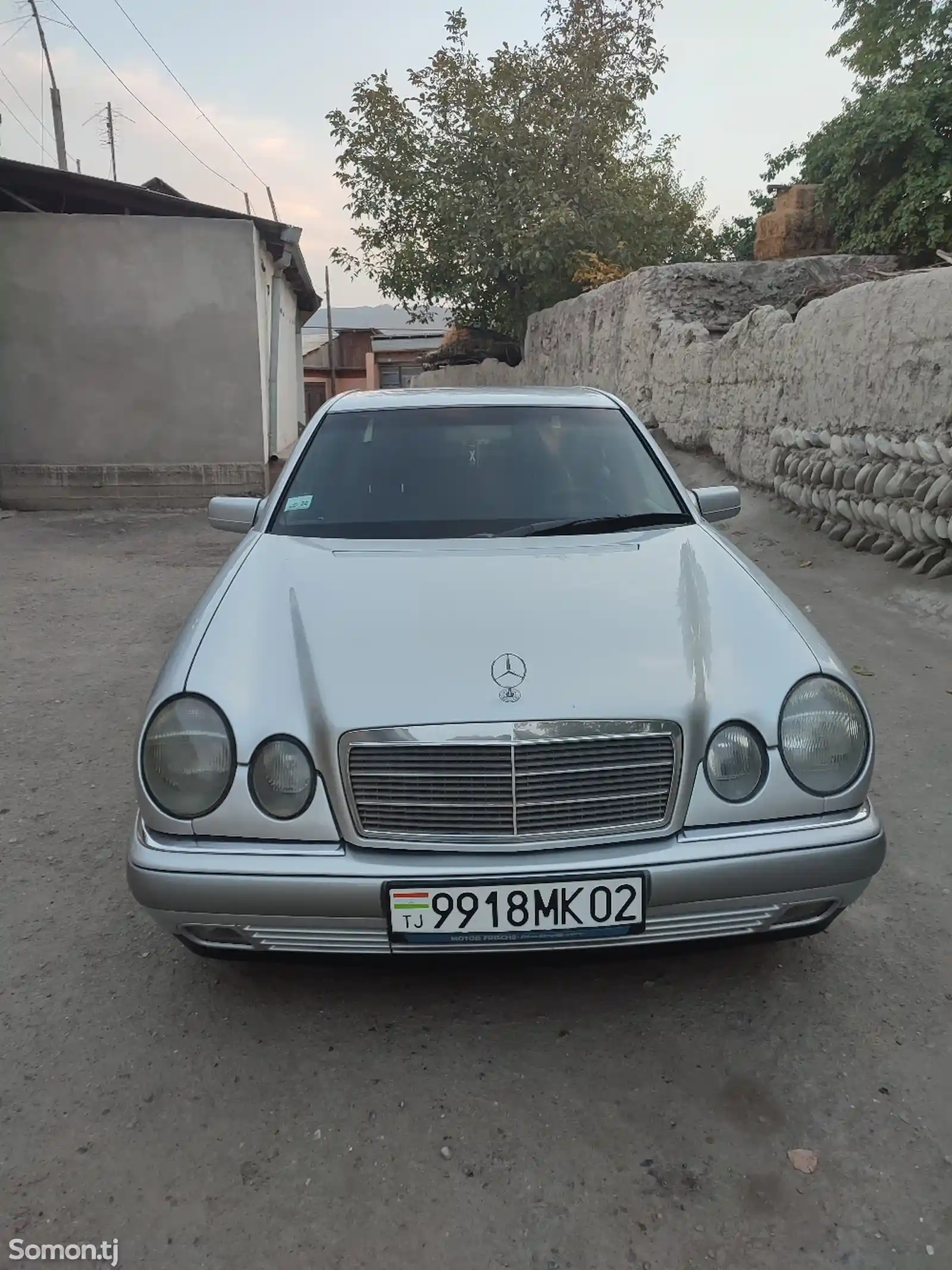 Mercedes-Benz E class, 1996-7